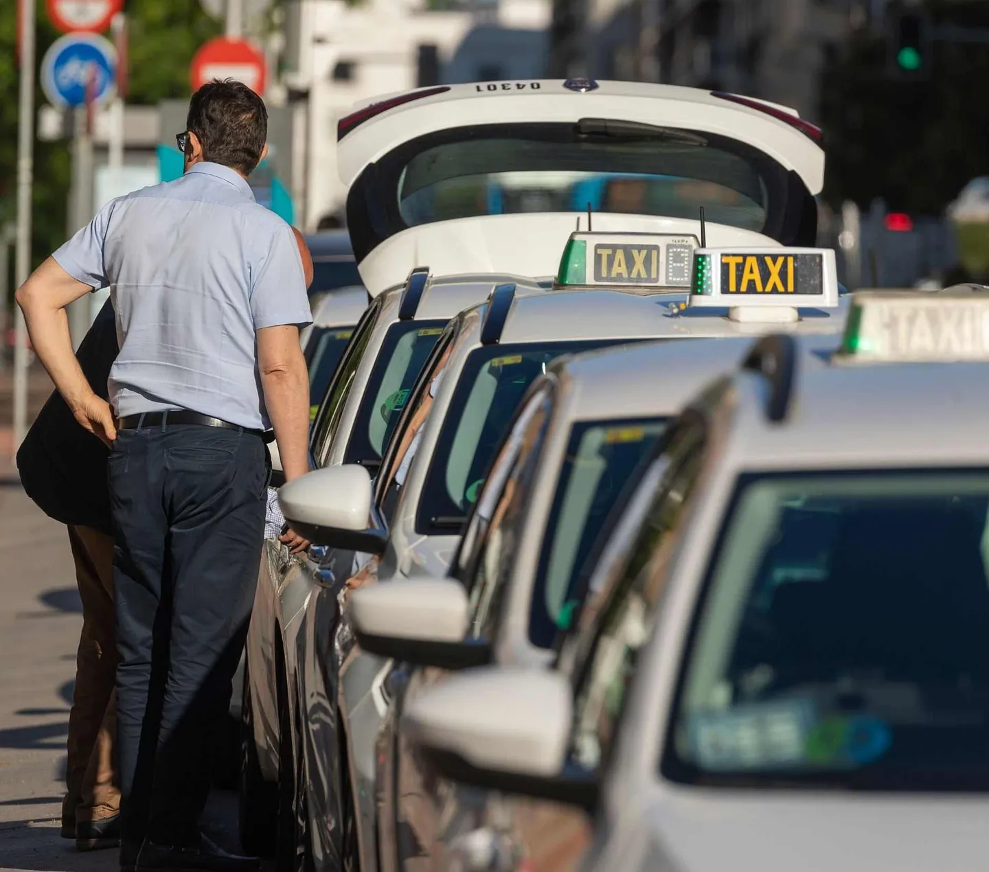 taxis aparcados